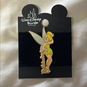🆕 Disney Tinkerbell Lapel Pin, New in Packaging!